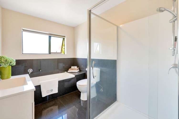 70d Glengarry Road Glen Eden_10