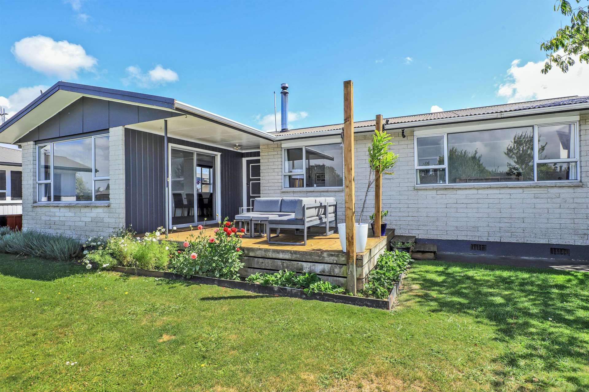 2 Murdoch Place Raureka_0