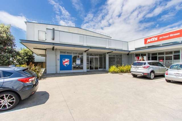 Shop 4/239 Archers Road Wairau Valley_1