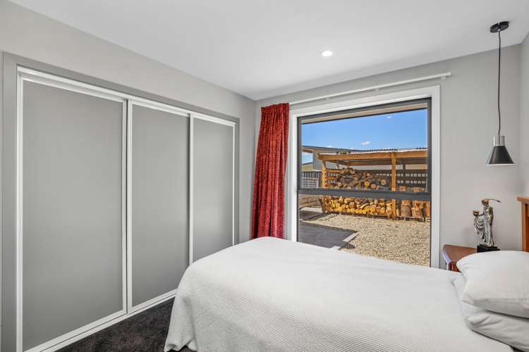 45 Larch Crescent Alexandra_11