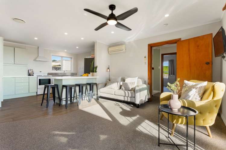 80 Robinson Road Rotoorangi_10