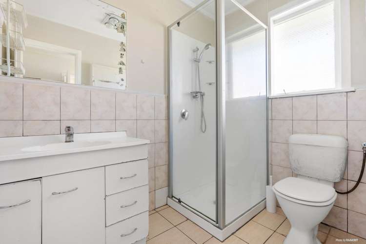 2/8 Grantham Road Papatoetoe_3