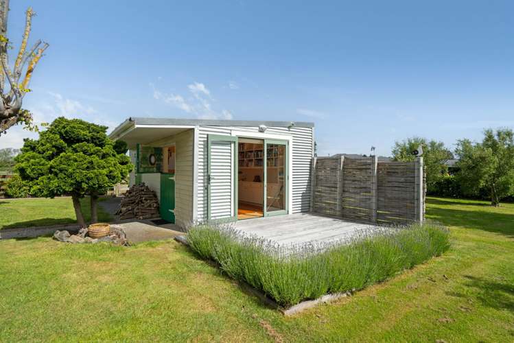 83 Lincoln Road Carterton_19