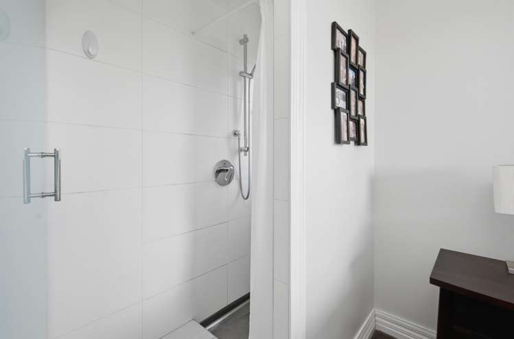 18 Soleares Avenue Mount Pleasant_15