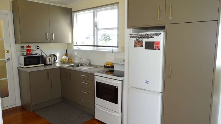 79 Kahukura Avenue Waitarere Beach_6