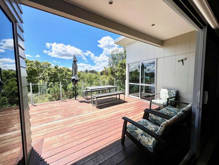 5c Sunshine Rise Raglan_14