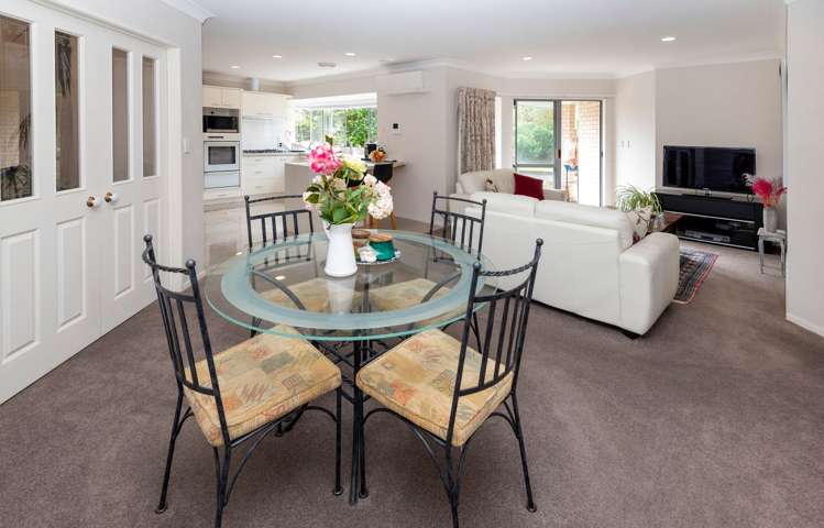 8 Bronte Place Somerville_2