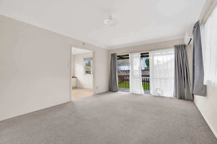 14b Doment Crescent Orewa_20
