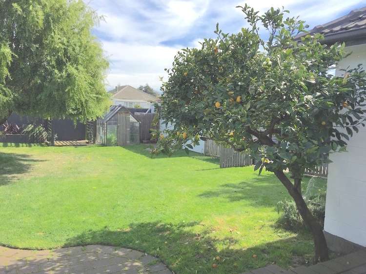 4 Oriana Crescent Hornby_14