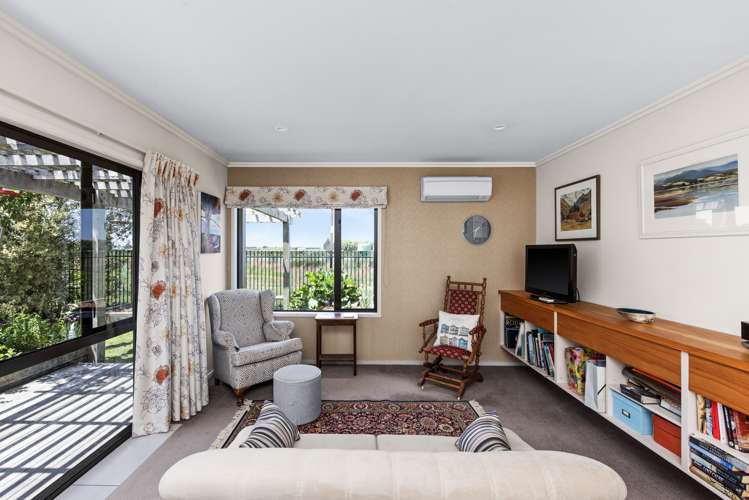 15 Mcnaughton Place Onekawa_7