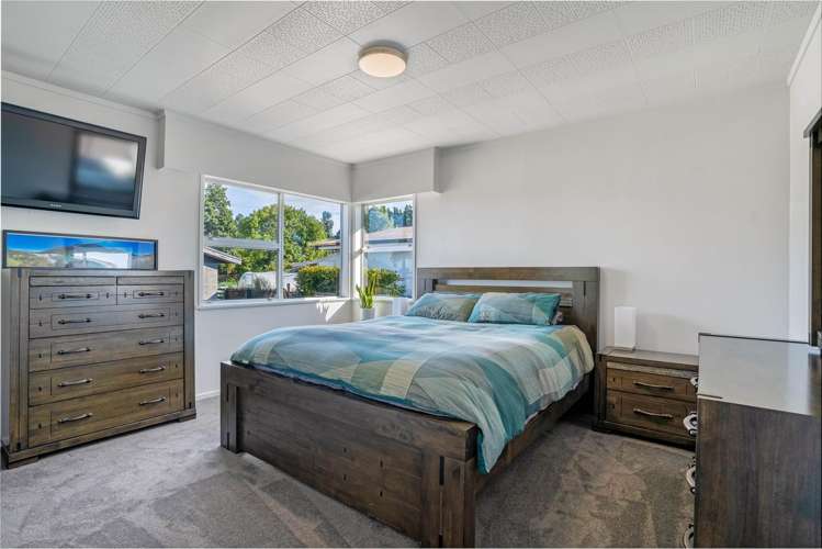 24 Great North Road Winton_6