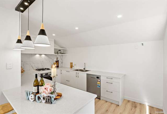 7b Waddell Avenue Point England_4