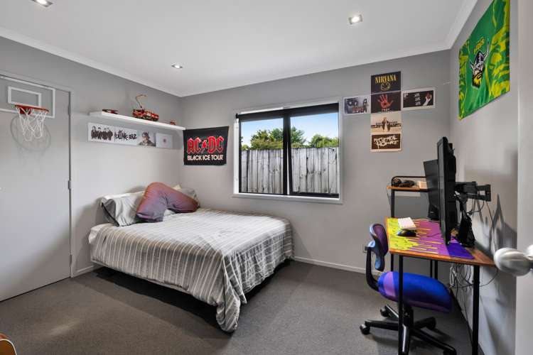 3 Estate Grove Inglewood_13