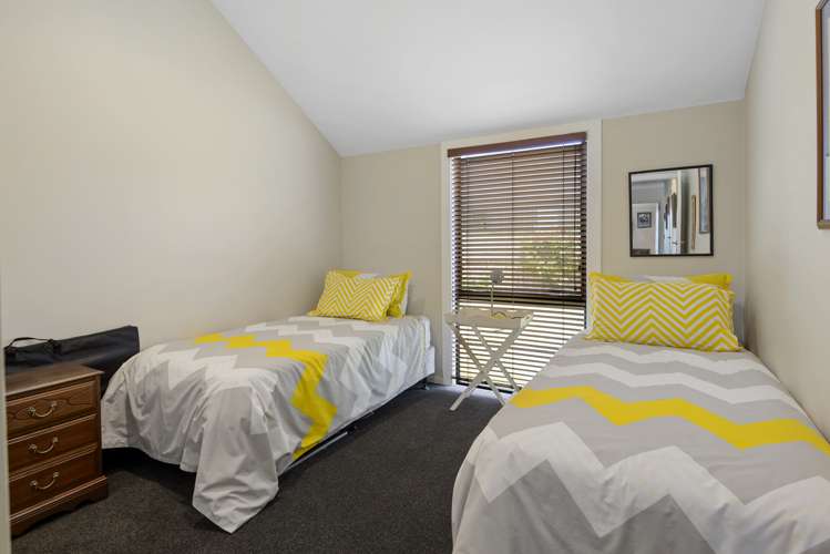 16 Devon Crescent Darfield_10