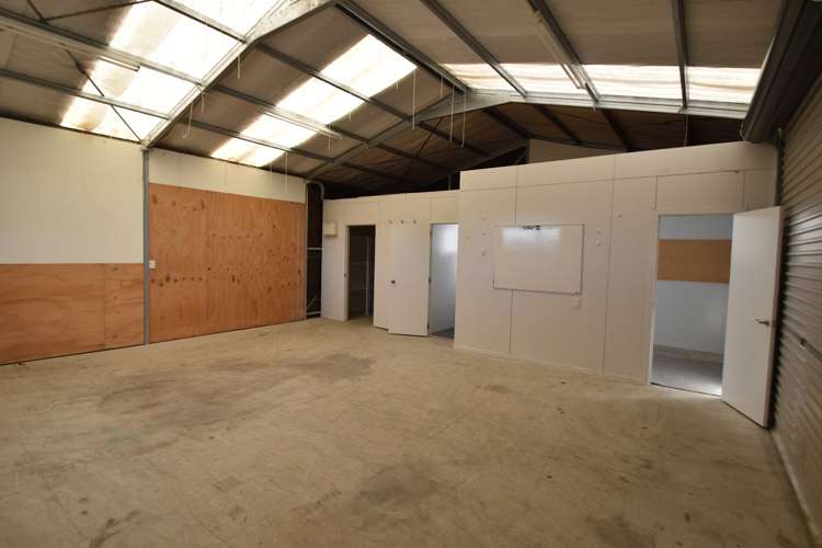 16 Hooker Crescent Twizel_9