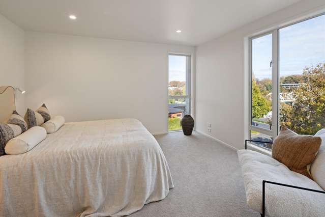 4/2 Woodstock Road Fairfield_4