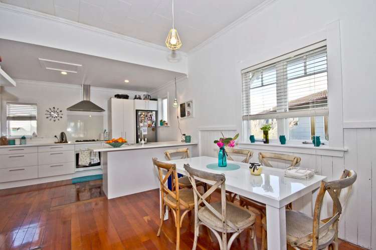 5 Clayburn Road Glen Eden_14