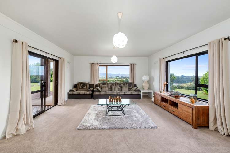 16 Kotare Place Sandspit_17