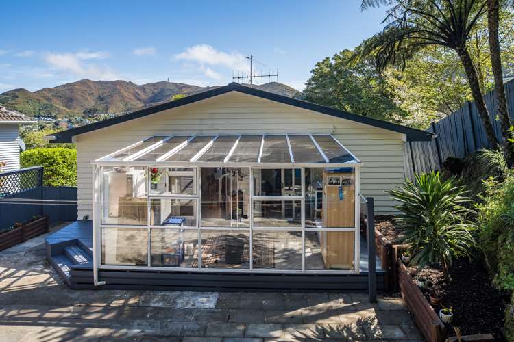 79 Sunshine Avenue Karori_2