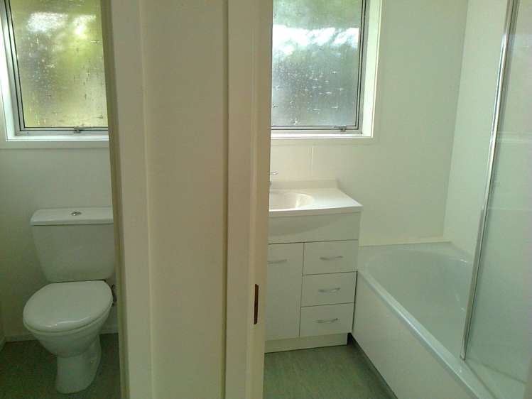 2/478 East Coast Road Windsor Park_10