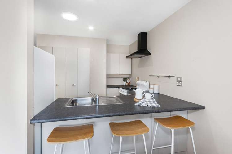 4/13 Hobson Street Woolston_5