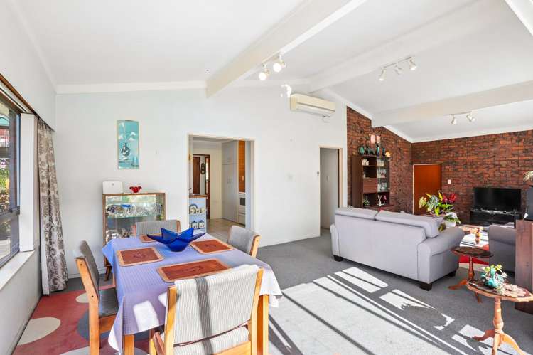 3 Western Road Laingholm_11
