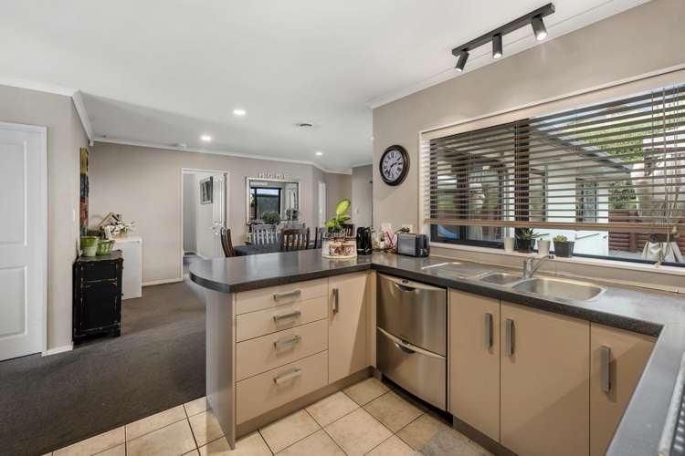 5 Baxendale Drive Matipo Heights_5