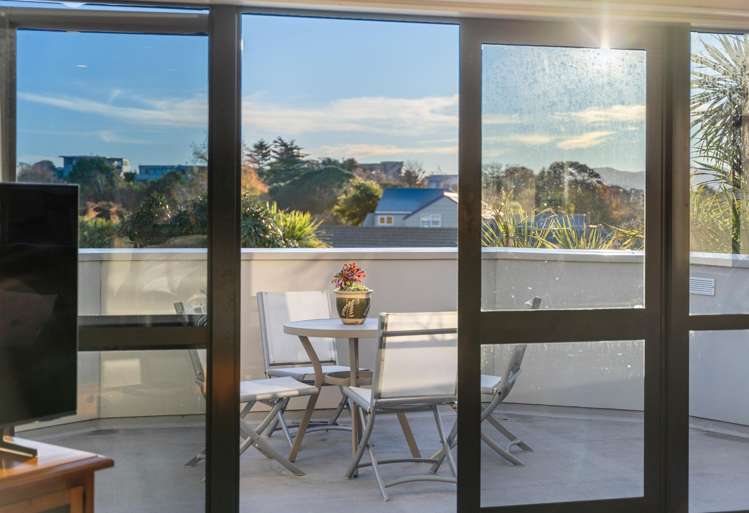 14 Nugget Grove Raumati Beach_9