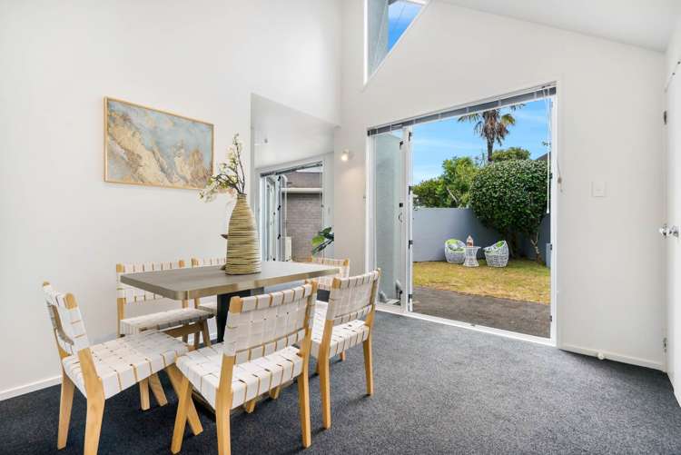 2/34 Cotter Avenue Remuera_8