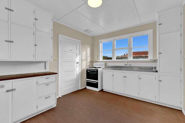 42 Pitcairn Crescent Bryndwr_2