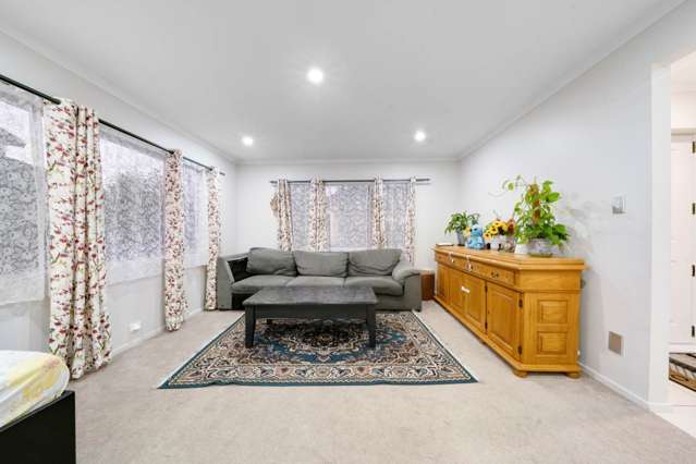 29 Coachman Drive Flat Bush_2