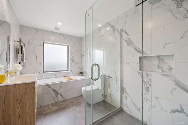 12a Sheridan Drive New Lynn_17