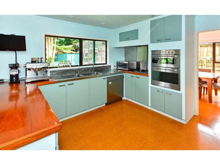 5 Spruce Place Totara Heights_10