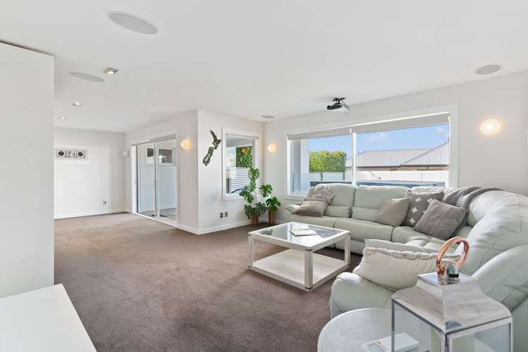 9 Calder Place Wai O Taiki Bay_14