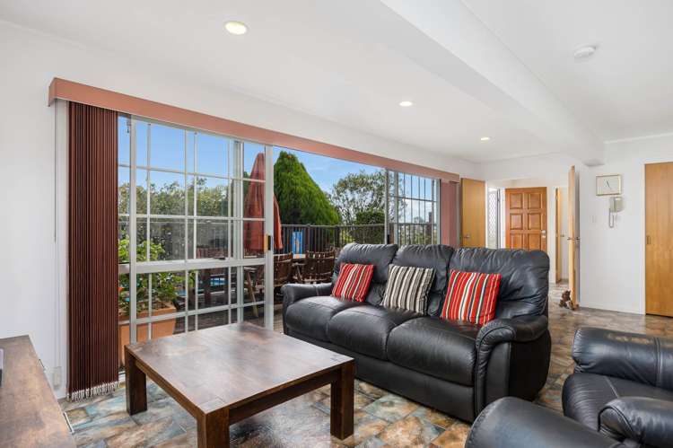 39 Squirrel Lane Browns Bay_12