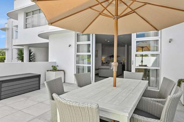 7/2 Lowell Place Waipahihi_3