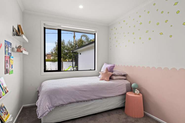 23 Golding Road Taradale_13