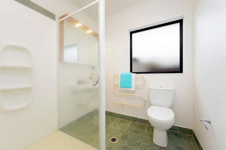 15 Highfields Terrace Henderson_18