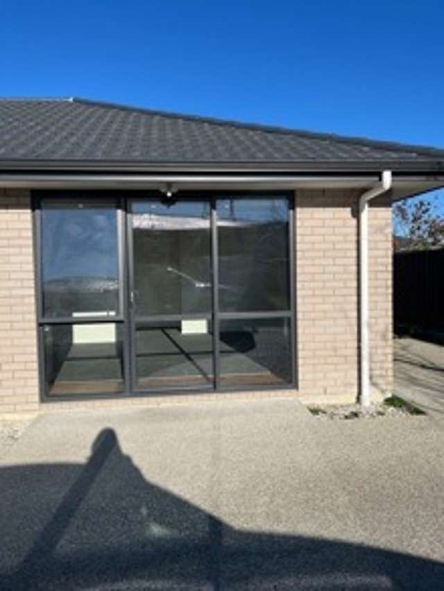 West Gore Townhouse - 1 Bedroom - $390 pw