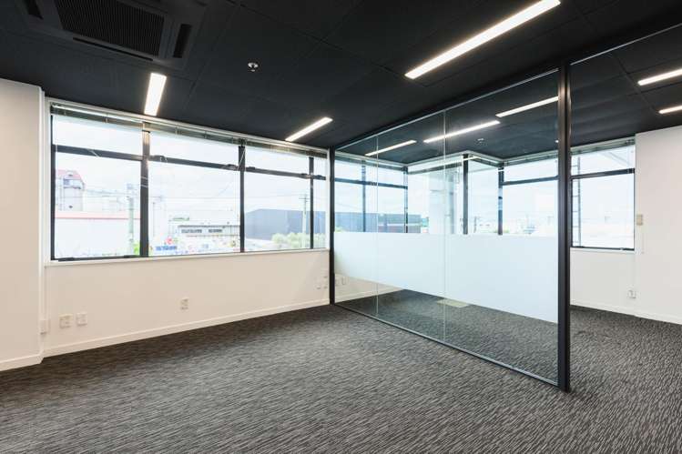 Level 1,58 Hazeldean Road Addington_9