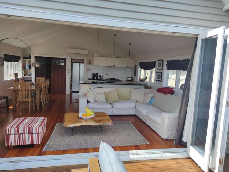 1/77 Clovelly Road Bucklands Beach_8