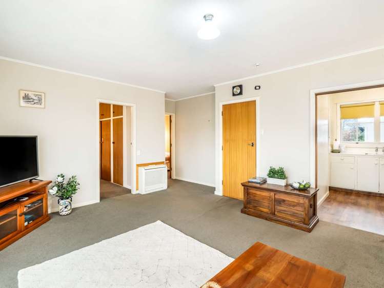 2/47 Churchill Avenue_4