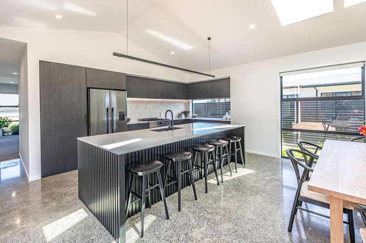 22a Tirimoana Place Otamatea_5