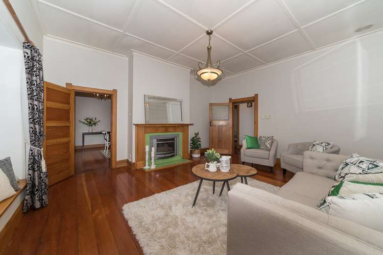 102 Warwick Street Feilding_5