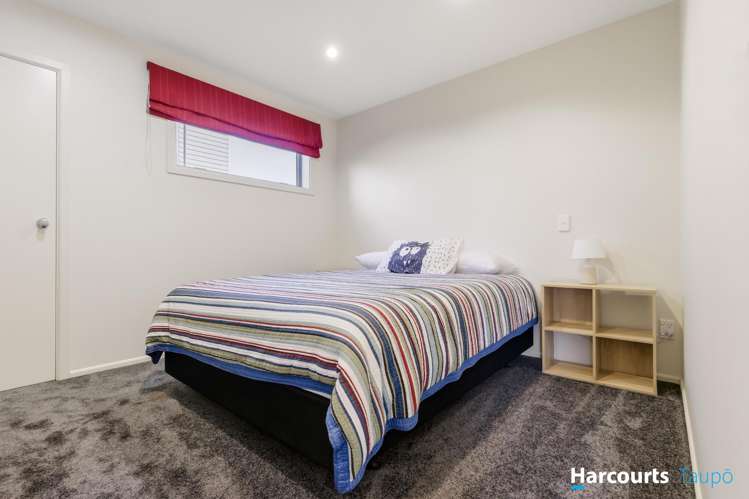 10A Mere Road Taupo_14