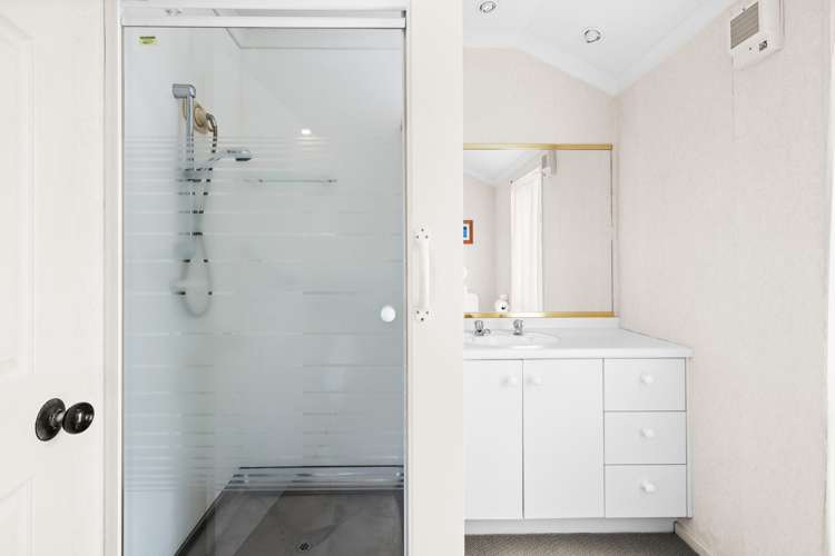 11 Kingsgate Row Havelock North_11