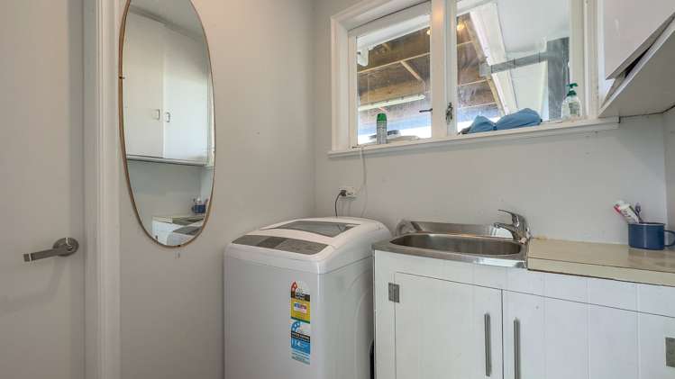 892 Miranda Road Miranda_12