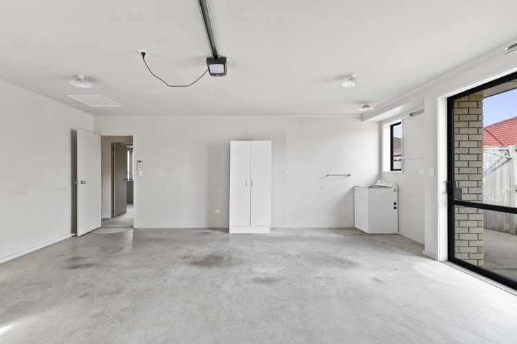 5 Holcroft Place 2750_12