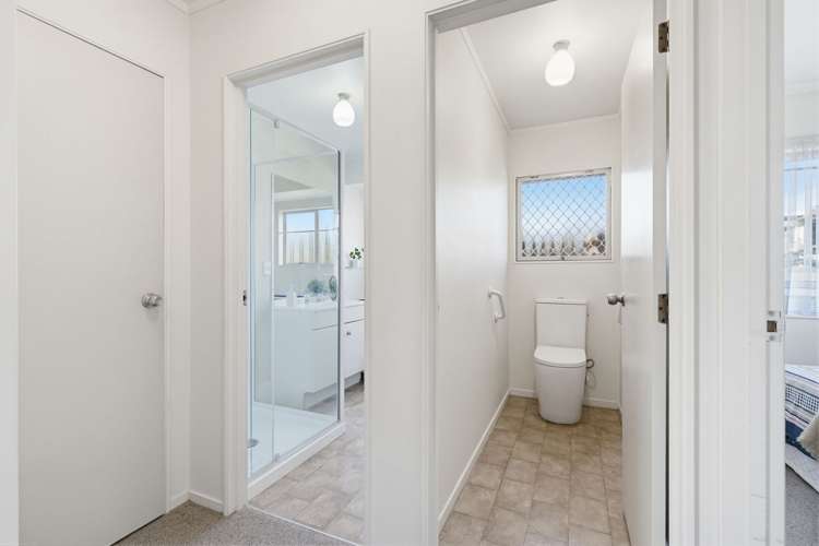 52 Bodi Place Te Atatu South_21