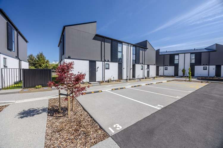 15 Rowley Place Wanaka_10